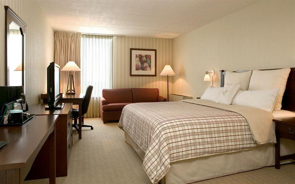 Ramada By Wyndham Greensburg Hotel & Conference Center Zimmer foto